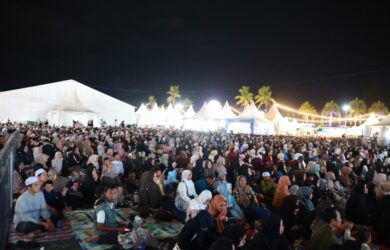 Hari Jadi ke-23 Kabupaten Tanah Bumbu, Ribuan Jamaah Tumpah Ruah di Aksi Inovasi Tanbu 2026 Tabligh Akbar bersama Ustadz Aa Hilman Fauzi