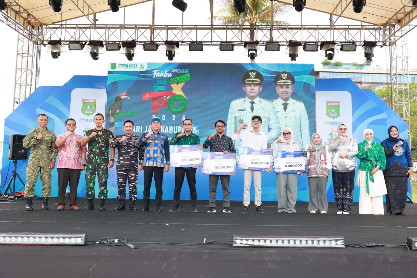 Aksi Inovasi Tanbu 2026, Bupati Andi Rudi Latif Apresiasi Karya Desainer Lokal di Lomba Logo HUT ke-23 Tanah Bumbu