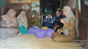 PENYALURAN SPM TRIWULAN II UNTUK LANSIA DAN DISABILITAS DI WILAYAH KECAMATAN TELUK KEPAYANG