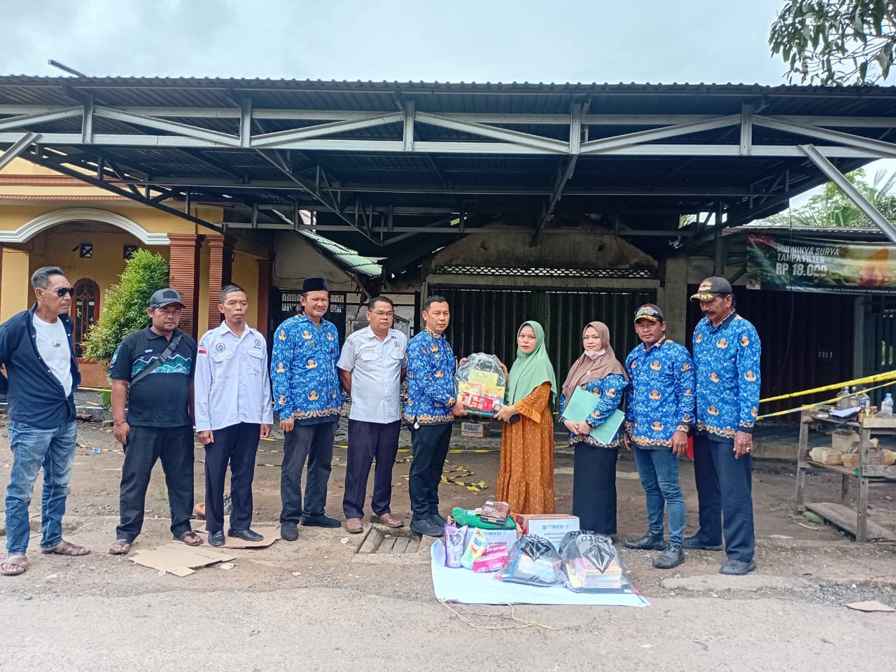 Distribusi Bantuan Sosial Korban Kebakaran di Dua Kecamatan
