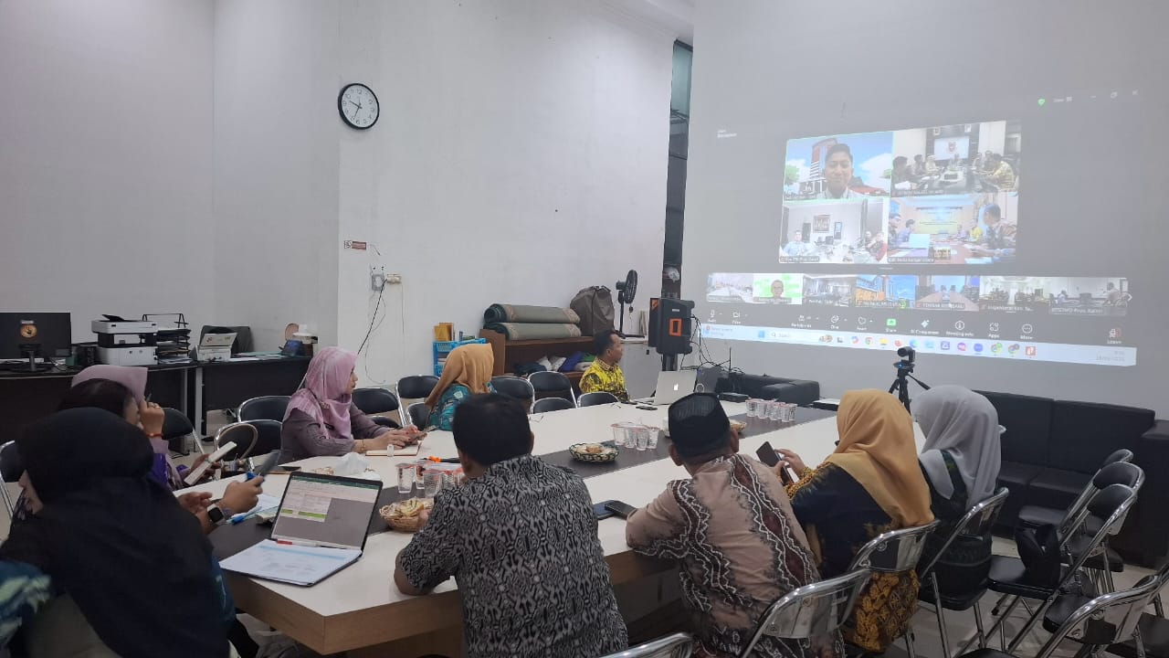 Menghadiri Zoom Meeting Koordinasi Indeks Pencegahan Korupsi MCSP se-Kalimantan Selatan