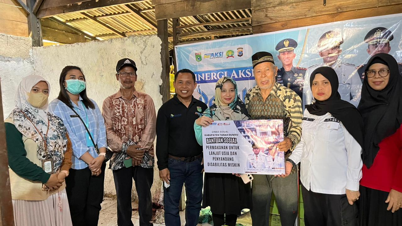 Dinas Sosial Tanah Bumbu Laksanakan Pelayanan Jemput Bola pada Aksi Sinergitas Merah Putih di Kecamatan Sungai Loban
